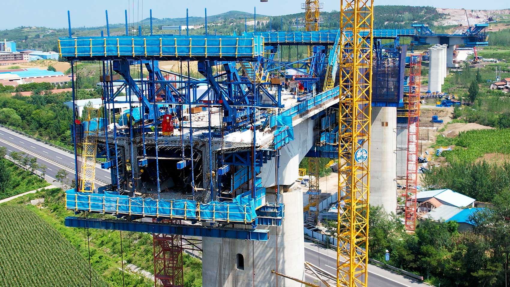 案例 | 中铁大桥局潍宿高铁至青岛连接线4标挂篮项目